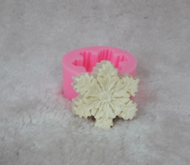 Kar tanesi 1 silikon kalip